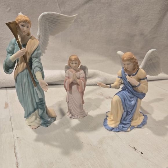 Lenox renaissance nativity the three Angels - Picture 3 of 3